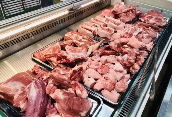 Giá heo ảm đạm, người chăn nuôi khó khăn 4 heo hoi