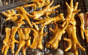 Tác hại của việc ăn chân gà