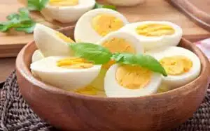 Trứng vịt luộc bao nhiêu calo